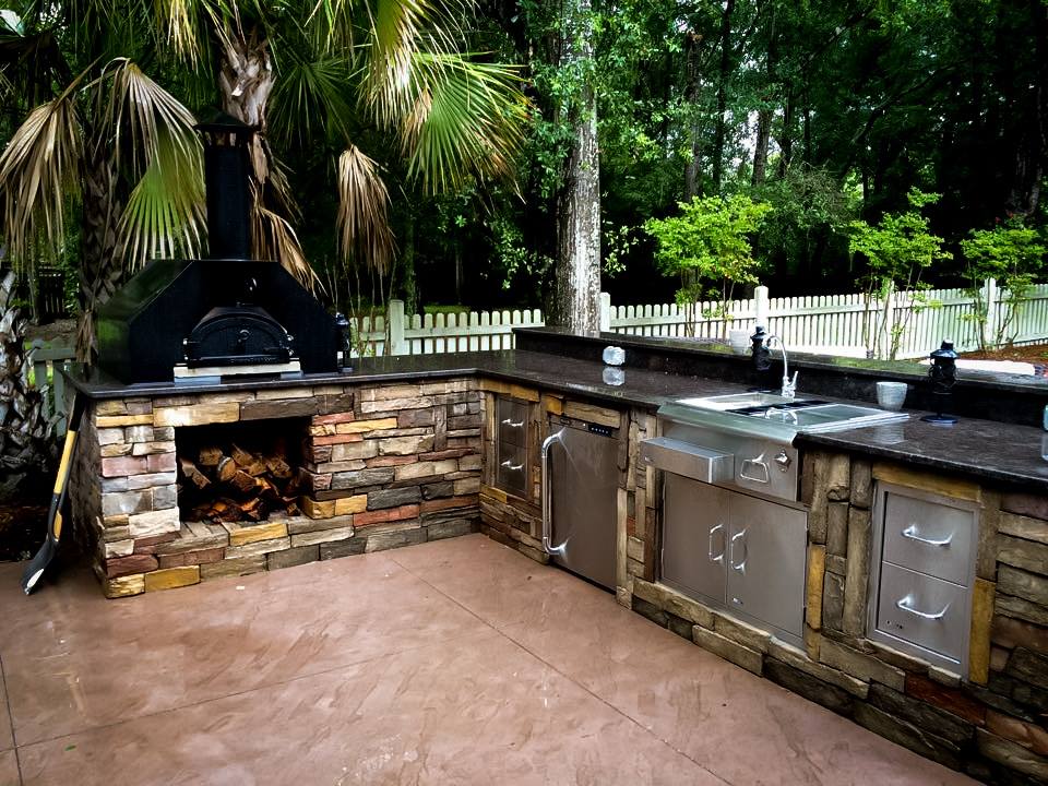 Outdoor full kitchen